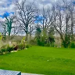 Villa Le Chant Du Gave- Maison Neuve Lumineuse Avec Piscine- Riviere En Contrebas Du Jardin
