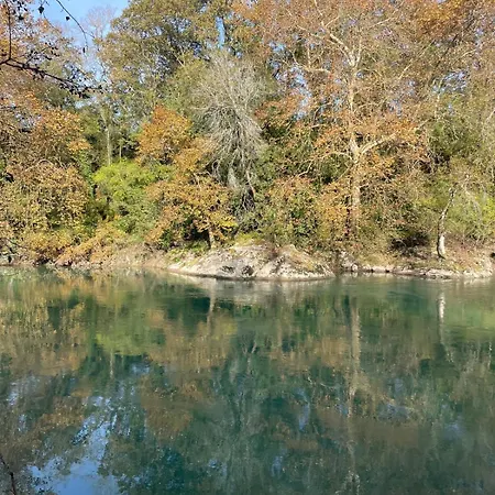 Le Chant Du Gave- Maison Neuve Lumineuse Avec Piscine- Rivière En Contrebas Du Jardin Villa Sauveterre-de-Bearn